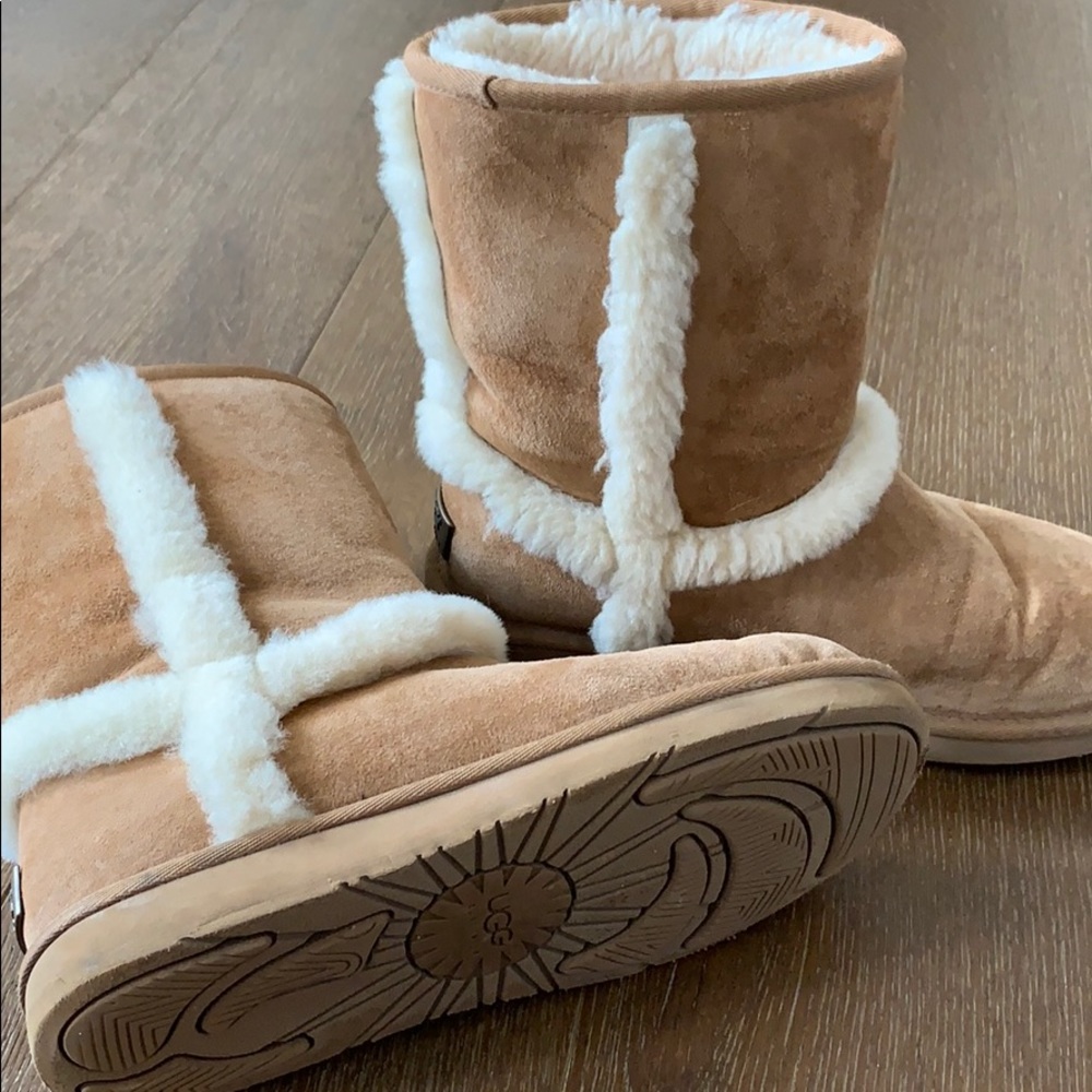 UGG boots size 9!